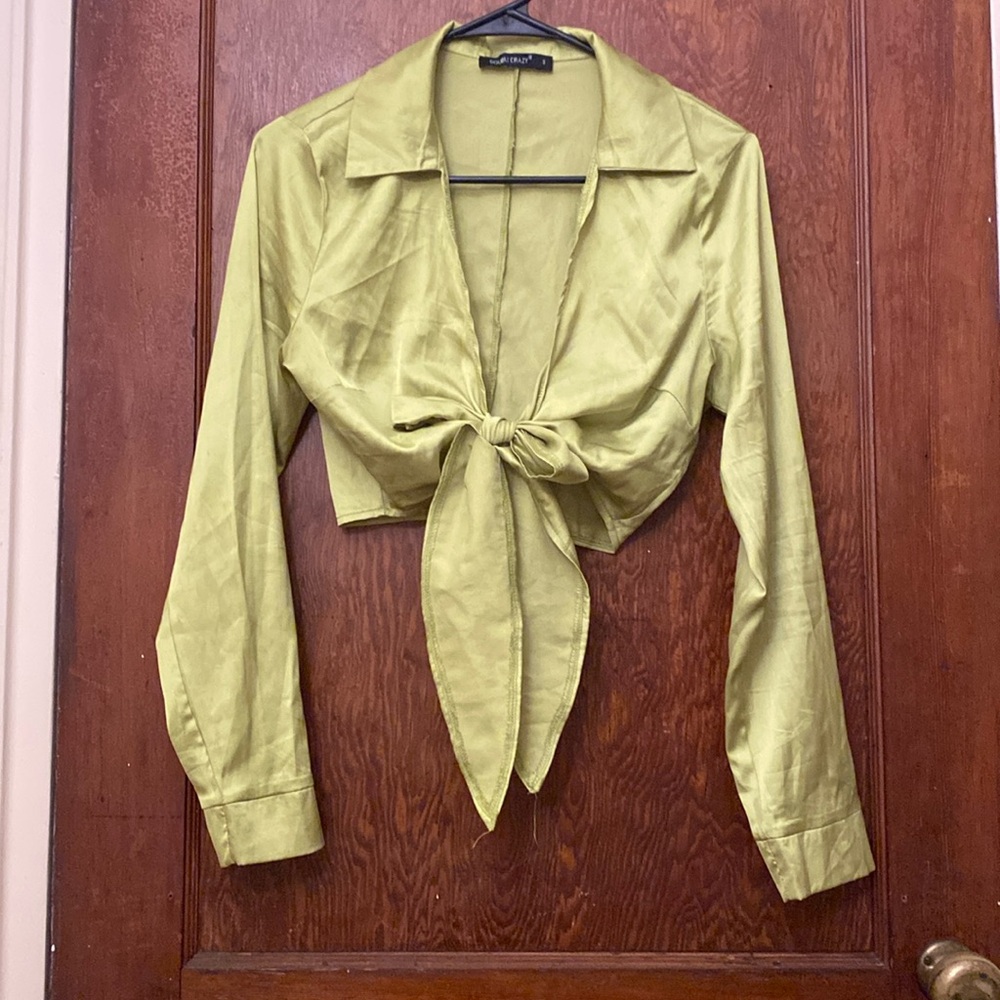 Long sleeve crop top with front tie. Size small